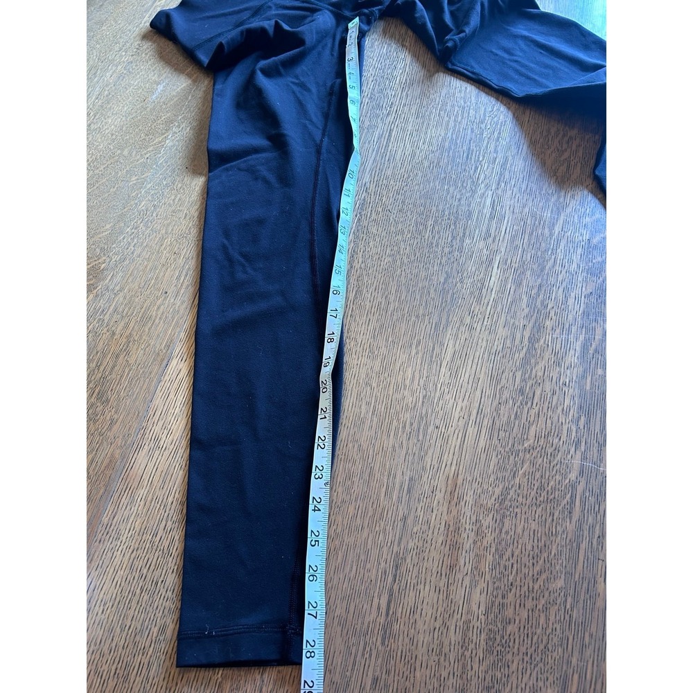 Lululemon Women's Leggings – Size 8 – Black - Picture 6 of 10